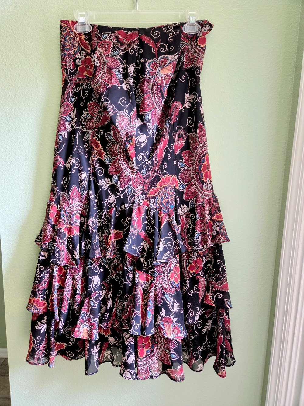 Bandolino Black Floral Paisley Maxi Skirt with Pink Accents